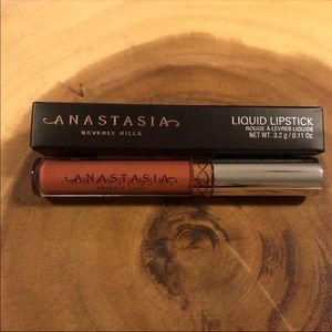 Anastasia ‘ASHTON’ Liquid Lipstick!!